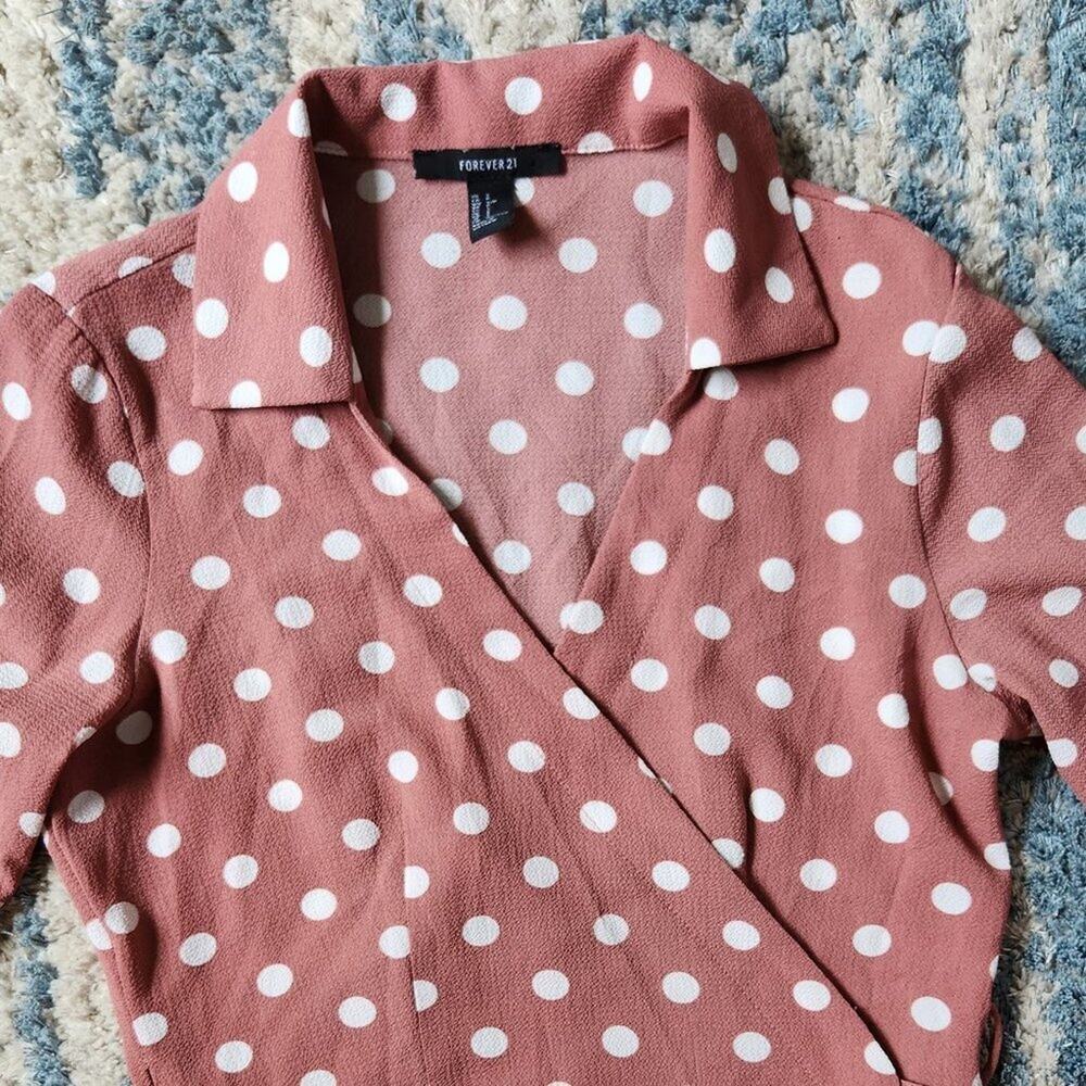 F21 Mauve Polka Dot Wrap Around Top || Small EUC - Picture 7 of 13